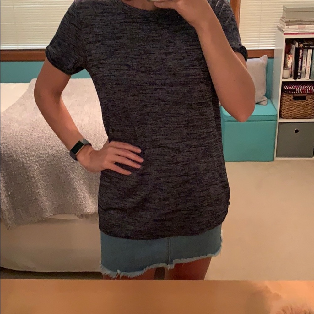 💕Soft, cozy Gap tee!